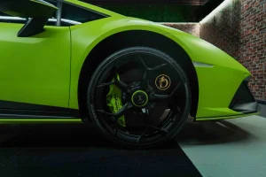Lamborghini Huracan EVO Luxury Car Dealership in UAE
