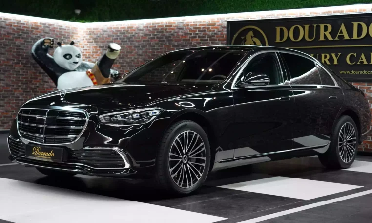Mercedes-Benz S580 luxury car for Sale in Dubai UAE