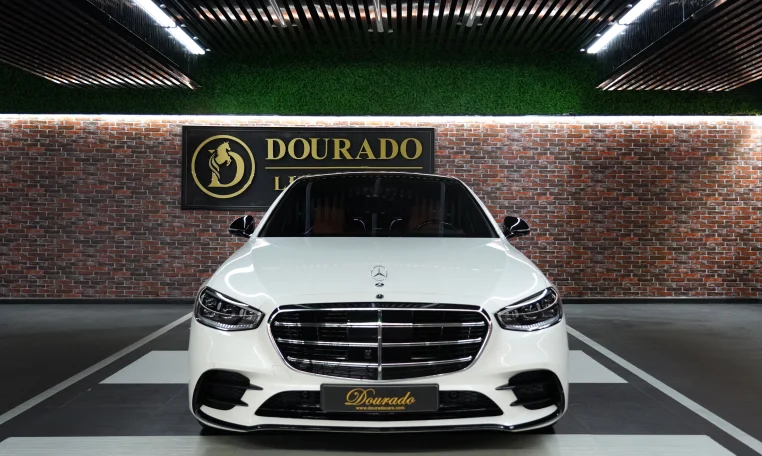 Mercedes S 500 in White for Sale in Dubai UAE