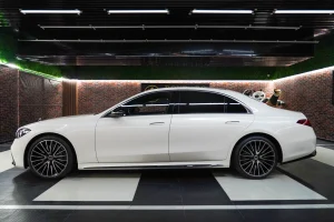 Mercedes S 500 in White Super Car for Sale in Dubai