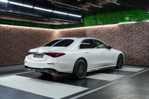 Mercedes S 500 in White Luxury Car for Sale in Dubai
