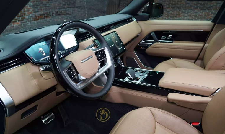 Range Rover Autobiography P530 2023 Luxury car dealership