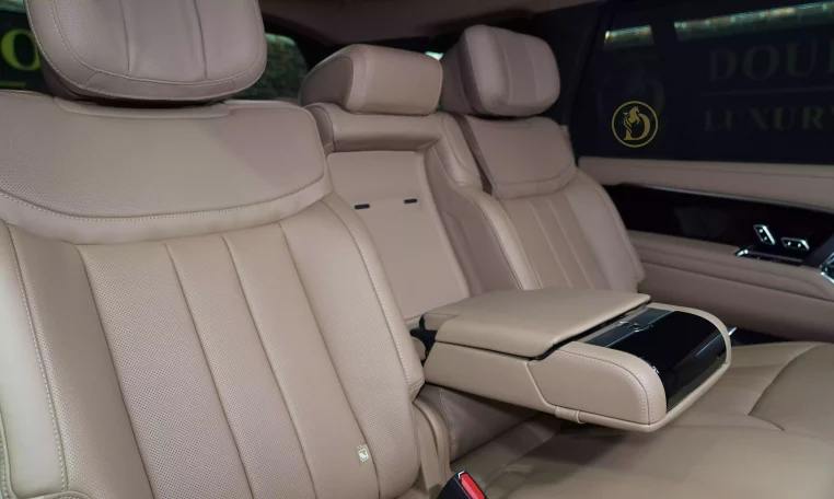 Range Rover Autobiography P530 Exotic Car dealership