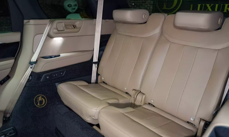 Buy 2023 Range Rover Autobiography P530 in Elegant Green in Dubai