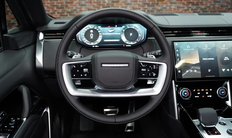 Dubai Luxury Car Range Rover Autobiography LWB P530 in Grey