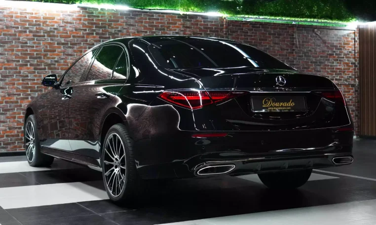 Mercedes-Benz S 580 4MATIC in Black Dealership in Dubai UAE