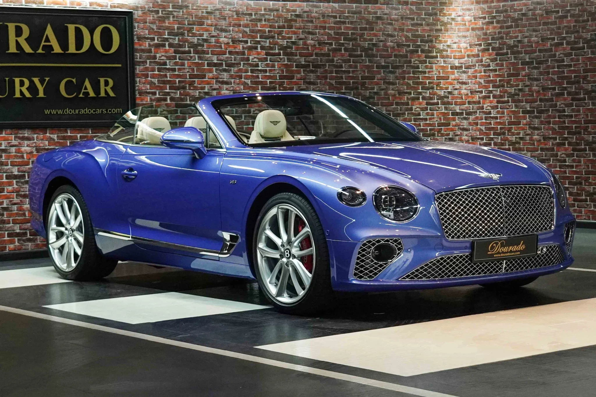 Bentley Continental GT Convertible blue Hyper Car for sale in UAE