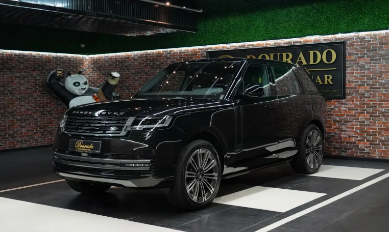 Range Rover Luxury car in UAE