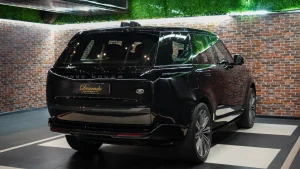 2023 Range Rover Autobiography P530 Luxury SUV in Sleek Black for sale