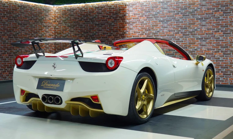 Ferrari 458 Spider supercar dealership