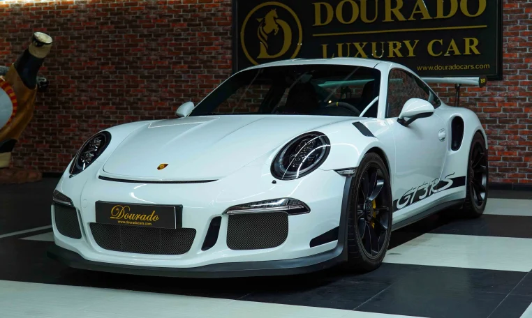 Porsche 911 GT3 RS for Sale in UAE