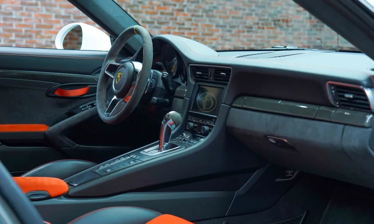 Buy Porsche 911 GT3 RS in Dubai UAE