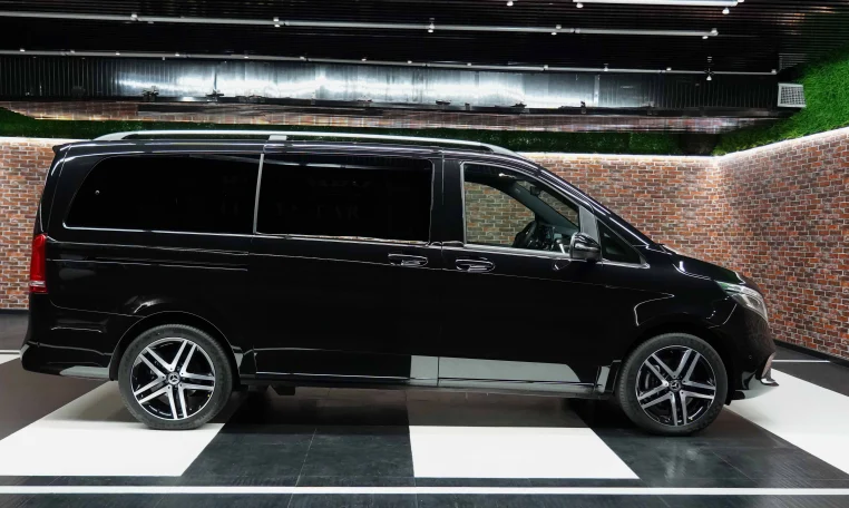 Mercedes V 250 D with Brown Interior Luxury Car for Sale in Dubai