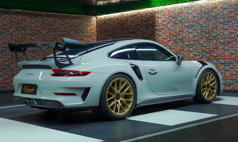 Porsche 911 GT3 RS Exotic Car Dealership in Dubai