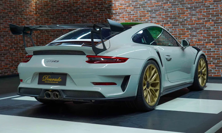 Porsche 911 GT3 RS Super Car Dealership in Dubai
