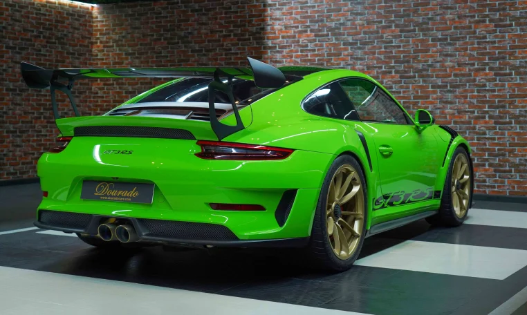 Porsche 911 GT3 Dealership in Dubai