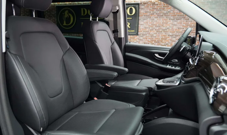 Mercedes V 250 D Luxury Car Dealership in UAE