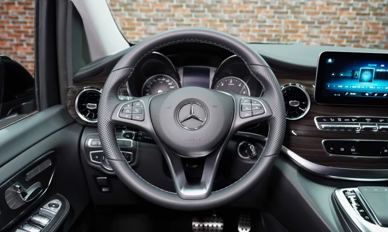 Buy Mercedes V 250 D in Dubai UAE