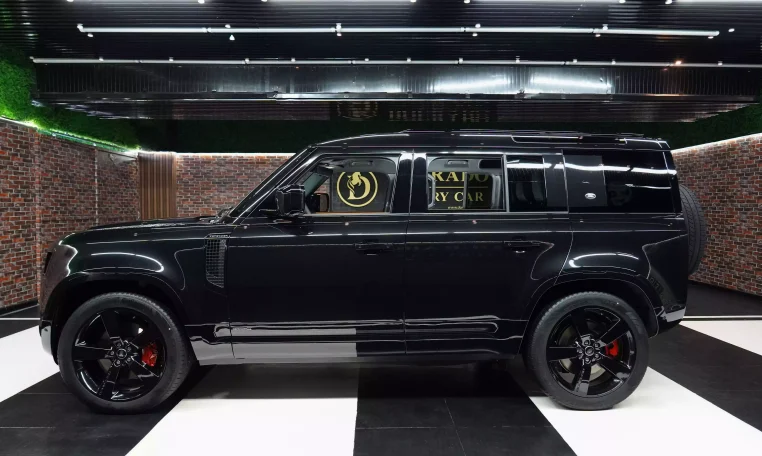 Land Rover Defender 110/P400/X-Edition 2023 Luxury Car Dealership Dubai