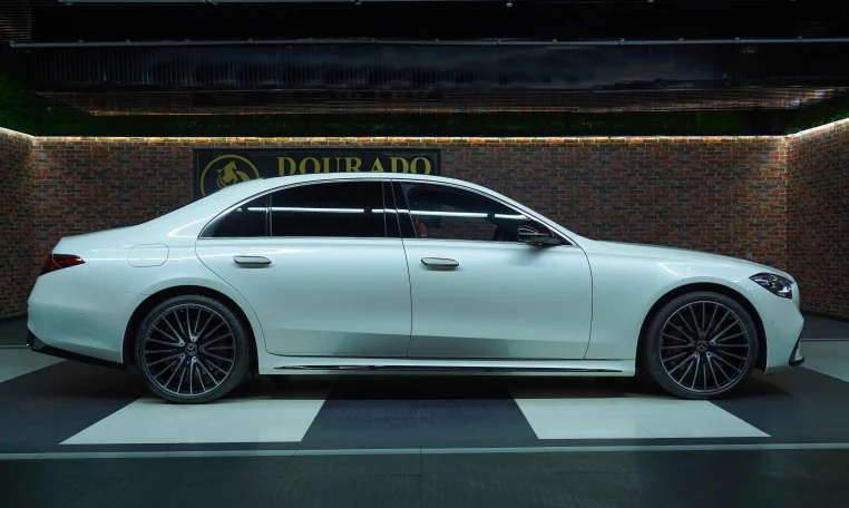 Mercedes S 500 4MATIC Super Car for Sale in Dubai