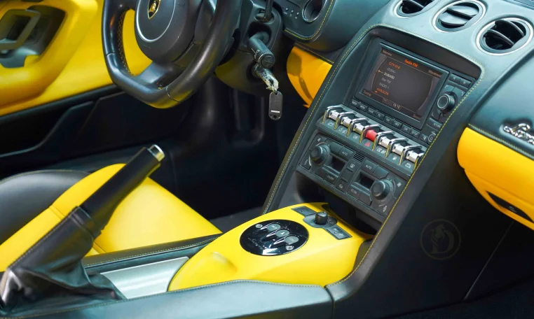 Buy Lamborghini Gallardo in Dubai