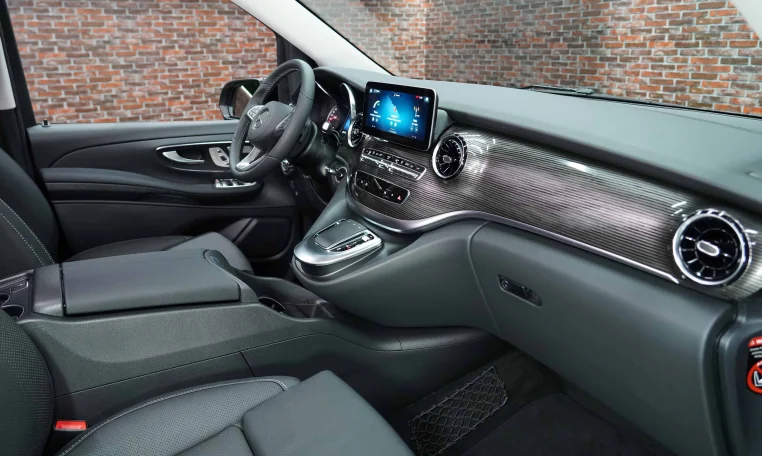 Mercedes-Benz V250D Luxury Car for Sale in Dubai UAE