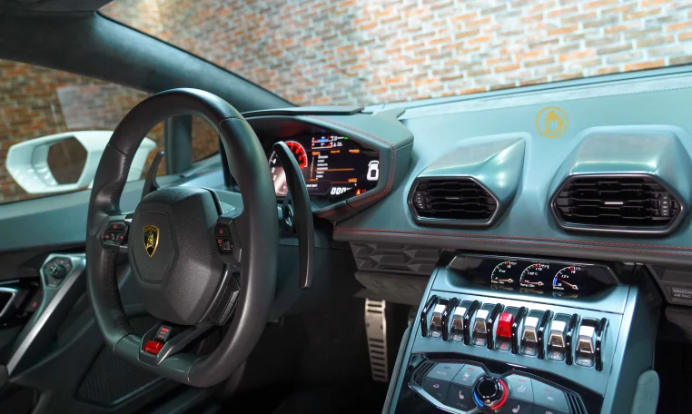 Lamborghini Huracan Luxury Car Dealership in Dubai