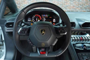 Buy Lamborghini Huracan in Dubai
