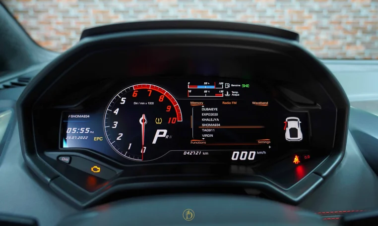 Buy Lamborghini Huracan in Dubai UAE