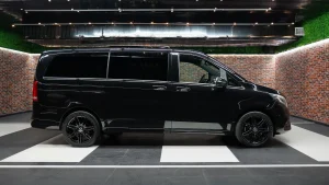 Mercedes-Benz V-300 (LWB) for Sale