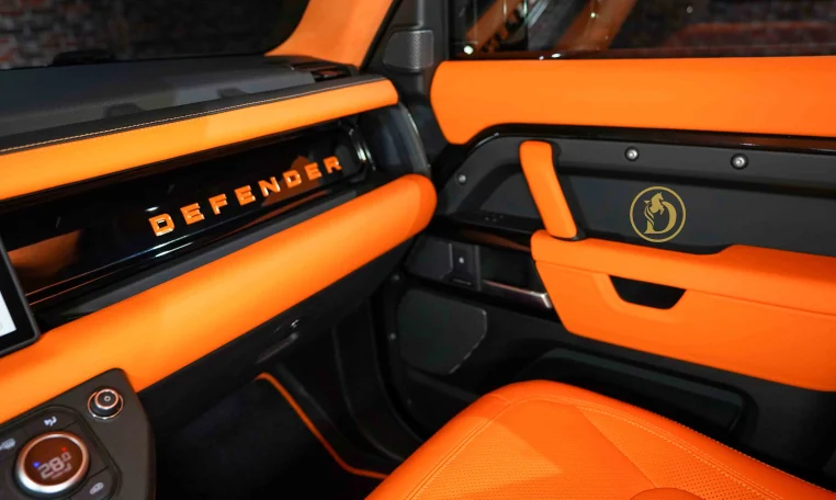 Land Rover Defender 110 P400 SE In Black Luxury car for sale