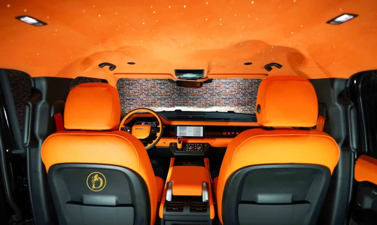 Land Rover Defender 110 P400 SE In Black for sale in Dubai