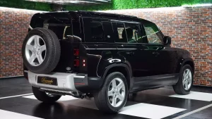 2023 Land Rover Defender 110 P400 SE in Black: Combining Performance and Luxury