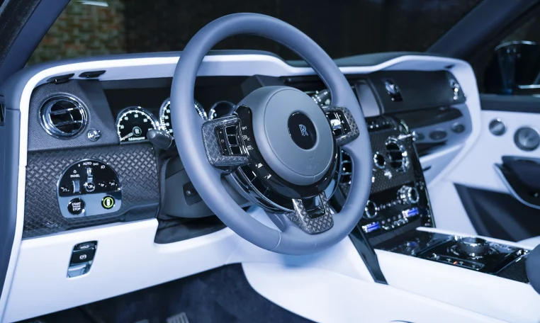 Rolls Royce Cullinan Blue Luxury Car for Sale in UAE