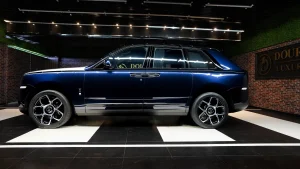 Buy Rolls Royce Cullinan Blue in UAE