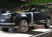 Buy Range Rover Autobiography Supercar in Green Dealership Dubai