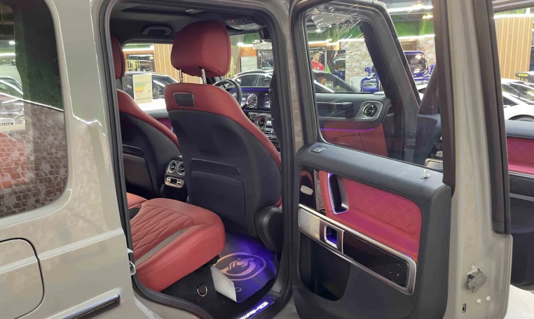 Mercedes g63 in Gray Super Car for Sale in Dubai