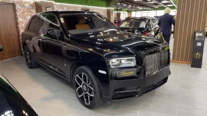 Rolls Royce Cullinan in Black for Sale in Dubai