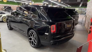 Rolls Royce Cullinan in Black for Sale in UAE