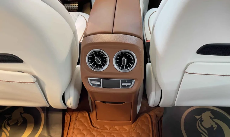 Mercedes g63 brabus 700 gold