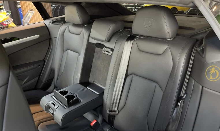 Lamborghini URUS Blue for Sale in Dubai UAE