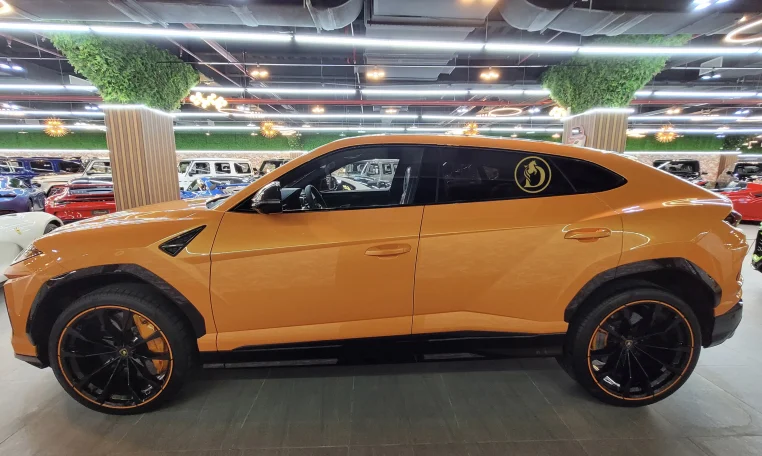 Lamborghini Urus Pearl Dealership in UAE