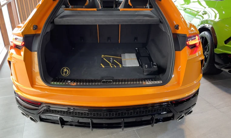 Lamborghini Urus Pearl for Sale in Dubai