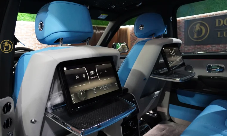 Rolls Royce Cullinan Black Badge for Sale in UAE