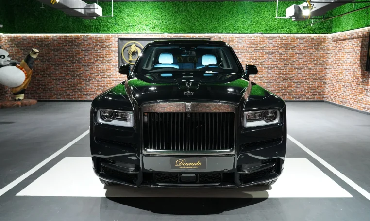 Buy Rolls Royce Cullinan Black Badge Super Car in UAE