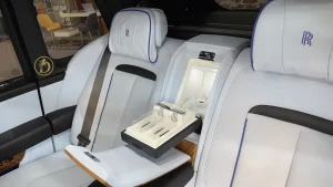 Rolls Royce Cullinan 2019 in Blue for Sale