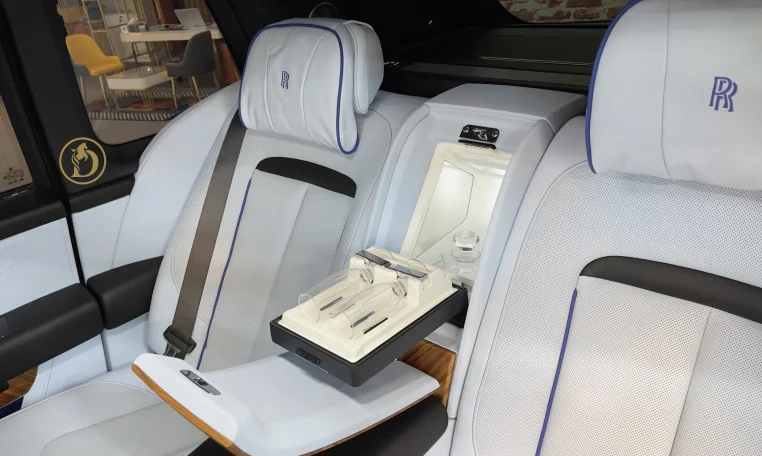 Rolls Royce Cullinan 2019 in Blue for Sale