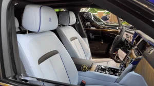 Rolls Royce Cullinan 2019 in Blue for Sale in UAE