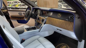 Rolls Royce Cullinan 2019 in Blue Super Car for Sale in Dubai