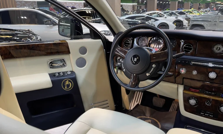 Rolls Royce Phantom Dark Blue Car Dealership in Dubai